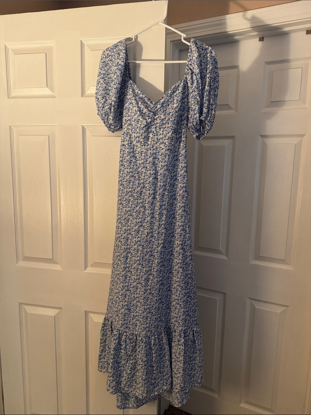 Sky Blue Floral Puff-Sleeve Maxi Dress